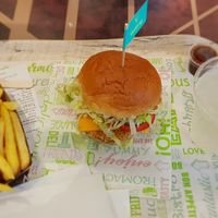 Menu 1 with "chicken"  burger at Vedang - green burger | Alexa in Berlin