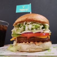 vegan cheese burger at Vedang - green burger | Alexa in Berlin