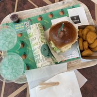 Kebab wrap, chicken nuggets and the angry chick burger at Vedang - green burger | Alexa in Berlin