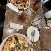 Vegan pizza (left), pizza funghi (right -- ask for no meat)  at 808 Monsmare in Hakone