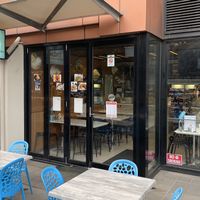 Store front at Thèm in Docklands