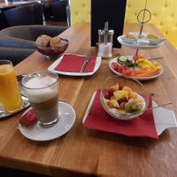 Vegan breakfast at Cafe Galerie in Dornbirn