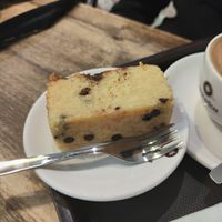 Bizcocho de naranja con pepitas de chocolate at Dos de Azucar  in Oviedo