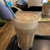 Chai Latte con leche de avellana at Dos de Azucar  in Oviedo