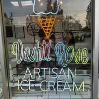 🪧  at Vashti Rose in Port Moody