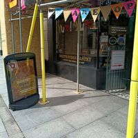 Entrance at Roly's Fudge Pantry in Exeter
