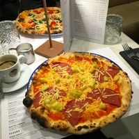 Pizza Vegan Rustico in front, and Vegan Cheese in back at Francesca & Fratelli - List in Hannover