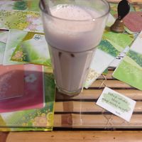 Cherry vegan milkshake "Sakura" at Dobrá Cajovna in Kutna Hora