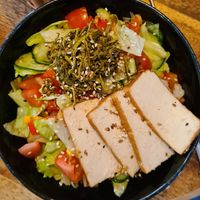 Lahpet Poke Bowl at Dobrá Cajovna in Kutna Hora