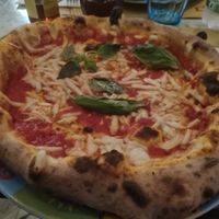 Vegan margherita at Rossopomodoro - Santa Lucia in Venice