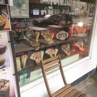 Storefront  at Mimi's Crepes in Hamburg