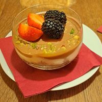 Heavely Dubai kadayif cake at Maitrea in Prague