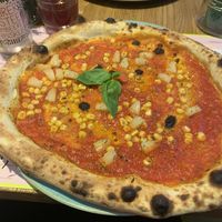 pizza rosso  at Francesca & Fratelli - Engelbosteler Damm  in Hannover