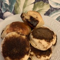 Tortitas negras/Pain au chocolat at Nolie in Rosario
