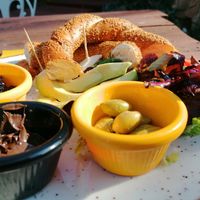 Breakfast plate at Grön Vegan Yard in Nicosia