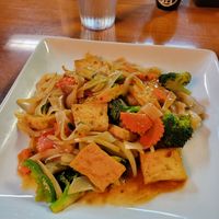 Drunken noodles (no egg, no fish sauce, add tofu) at Noom Thai Bistro in Jacksonville