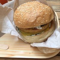 London burger  at Portland in Nantes