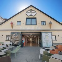 Outside at Glassmagasinet in Visby