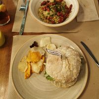 Hamburguesa y arroz at Omnia in Mataro