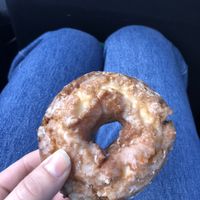 Good vegan donuts  at LA Donuts in Beverly Hills