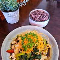  at U-TONG in Clayfield