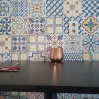 Wall with nice patterns at Plant A Pizza in Ghent