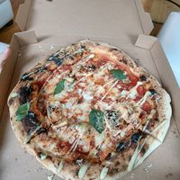 4 cheeses at Plant A Pizza in Ghent