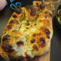 Cheesy garlic bread at Plant A Pizza in Ghent