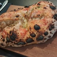 Spicy Cheesy Garlic Bread at Plant A Pizza in Ghent