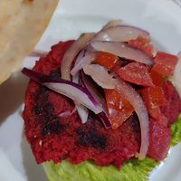 Hamburguesa vegana at A Saia de Carolina in Ourense