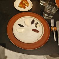 Amandel "kaasjes" at De Nieuwe Winkel in Nijmegen