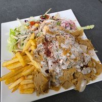 Veganer Dönerteller at Golden Döner in Pforzheim