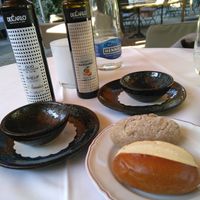 Olivenöl statt Butter zum Brot at Mürset in Aarau
