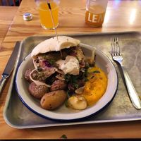 Nice vegan dish with bao, potato's and a lot of vegetables at Le Crémieux in Paris