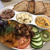 Plate for 1  at Plant Base in Berlin