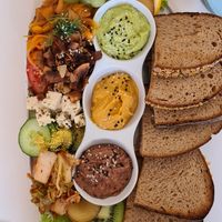 Savoury breakfast set 🌱😊👍 at Plant Base in Berlin