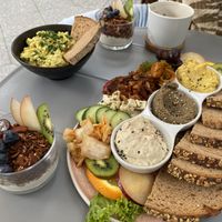 Plate for 2  at Plant Base in Berlin