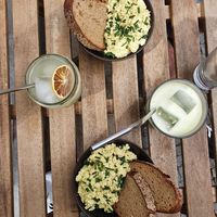 Tofu scramble, Iced Matcha Latte & Iced Tea at Plant Base in Berlin