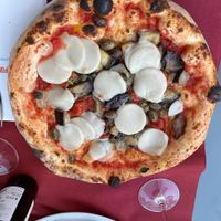 Vegana pizza  at Rossopomodoro in Rome