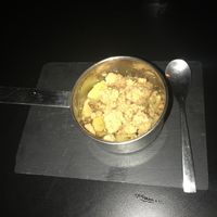 Mango and apple crumble at Portovello in Ourense