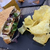 Sandwich vegano at Cervecería Rubens in Huelva