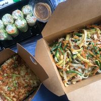 take away lunch for two hungry people at Dobro Jutro Vietnam - Good morning Vietnam in Ljubljana