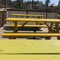 Plenty of outdoor seating at Fat Boy's Roadside Eats in Ooltewah