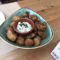 KFC (champiñones) at Dorothy's Veggie Bistro in La Cueva