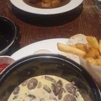 Vegan moules and vegan sausage and mash at The Dovetail in London