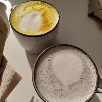 Sunrise and sesame latte at Bali Bowls 2 in Biarritz