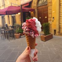  at L'isola del Gusto Gelateria in Volterra