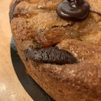 Tarta naranja con chocolate vegano  at Lolín Cafe in Badalona