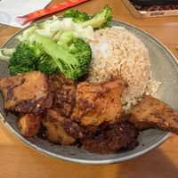 Garlic Chicken Bowl at Loving Hut - North Park in San Diego