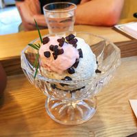 ICE CREAM!! :D at Apbbang - Future Bakery 앞으로의 빵집 in Seoul